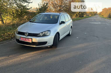 Универсал Volkswagen Golf 2011 в Здолбунове