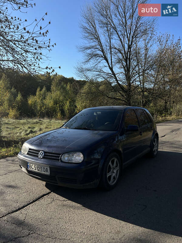 Volkswagen Golf 2001