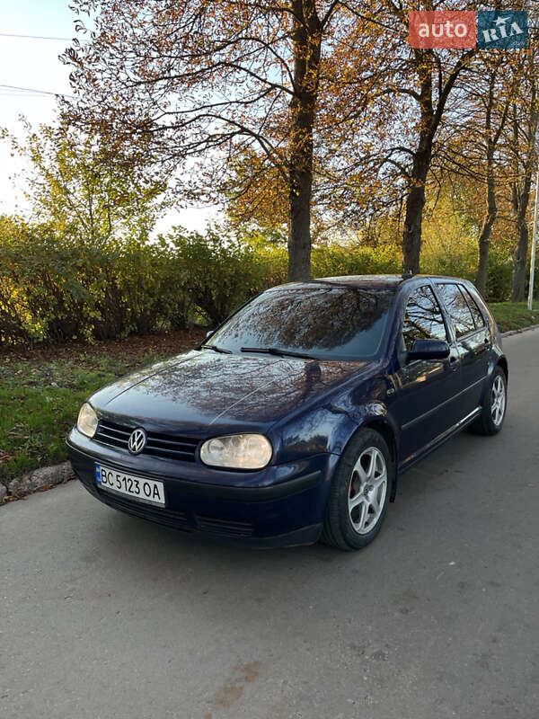 Хэтчбек Volkswagen Golf 2001 в Нововолынске фото 3 Хэтчбек Volkswagen Golf 2001 в Нововолынске