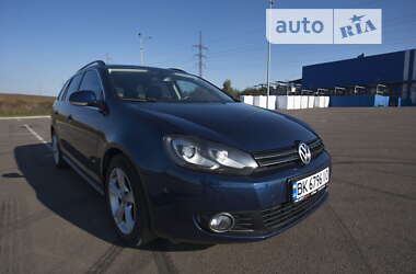 Універсал Volkswagen Golf 2011 в Рівному