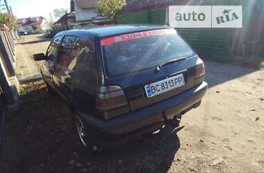 Хэтчбек Volkswagen Golf 1992 в Самборе