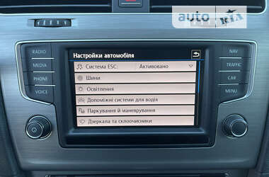 Хетчбек Volkswagen Golf 2016 в Рівному