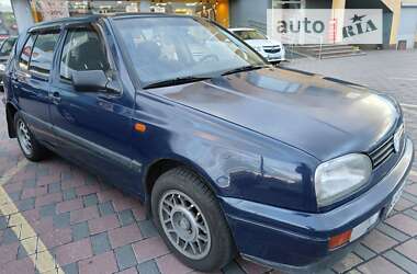 Хетчбек Volkswagen Golf 1995 в Києві