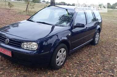 Универсал Volkswagen Golf 2002 в Зенькове