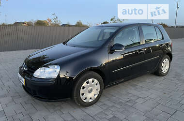 Хетчбек Volkswagen Golf 2005 в Івано-Франківську