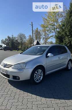 Хэтчбек Volkswagen Golf 2006 в Коломые