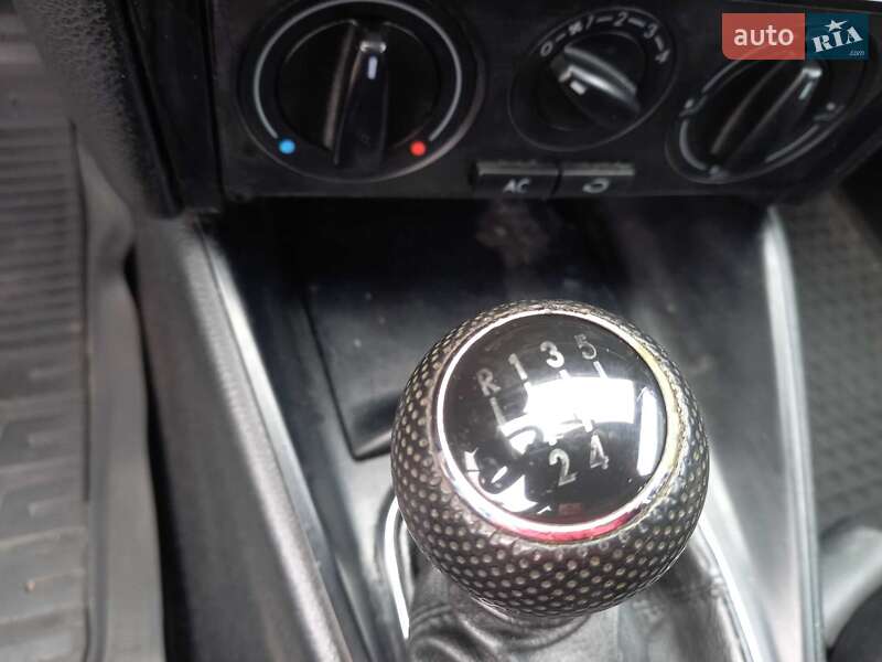 Універсал Volkswagen Golf 2001 в Черкасах
