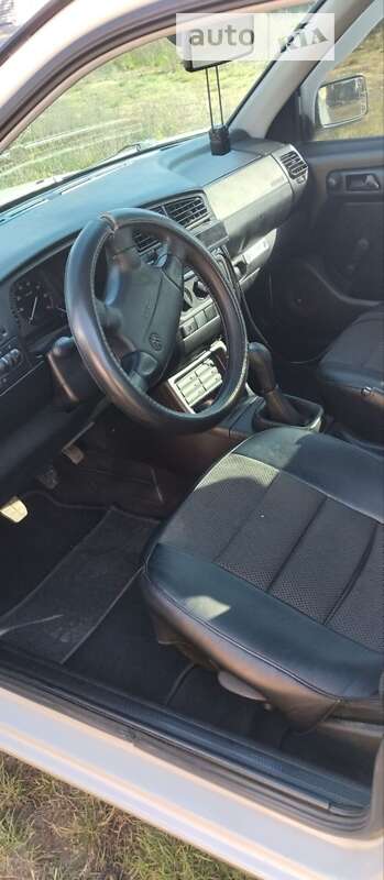 Універсал Volkswagen Golf 1997 в Вінниці