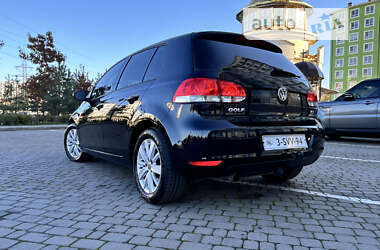 Хэтчбек Volkswagen Golf 2011 в Ивано-Франковске