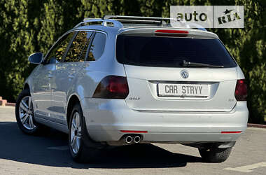 Универсал Volkswagen Golf 2011 в Стрые