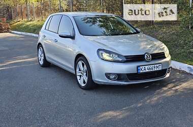 Хетчбек Volkswagen Golf 2012 в Києві