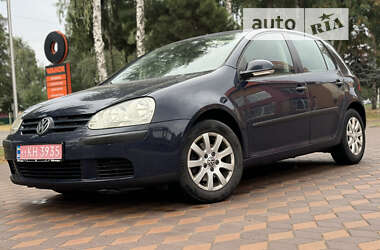 Хэтчбек Volkswagen Golf 2005 в Лубнах