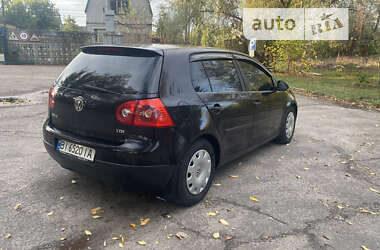 Хэтчбек Volkswagen Golf 2006 в Кременчуге