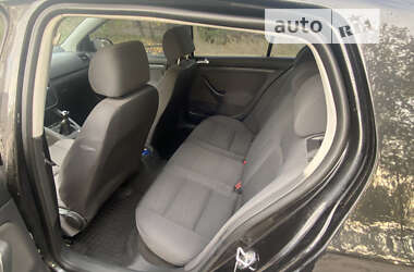 Хэтчбек Volkswagen Golf 2006 в Кременчуге