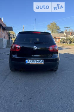 Хэтчбек Volkswagen Golf 2007 в Богодухове