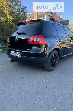 Хэтчбек Volkswagen Golf 2007 в Богодухове