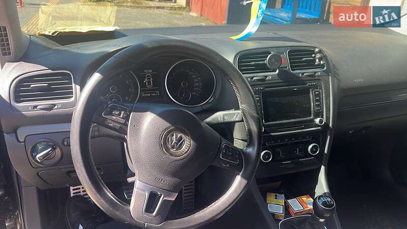 Хетчбек Volkswagen Golf 2011 в Києві