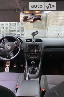 Хетчбек Volkswagen Golf 2011 в Києві