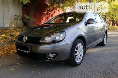 Універсал Volkswagen Golf 2010 в Запоріжжі