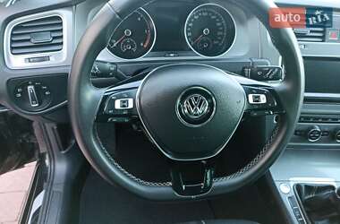 Универсал Volkswagen Golf 2015 в Стрые