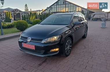 Универсал Volkswagen Golf 2015 в Стрые