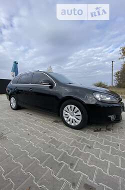 Универсал Volkswagen Golf 2011 в Львове