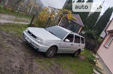 Универсал Volkswagen Golf 1998 в Рахове