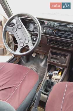 Хэтчбек Volkswagen Golf 1987 в Никополе