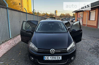 Хетчбек Volkswagen Golf 2009 в Чернівцях