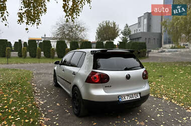 Хетчбек Volkswagen Golf 2005 в Хмельницькому