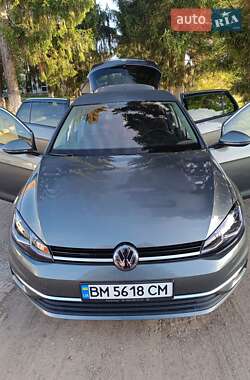 Хэтчбек Volkswagen Golf 2020 в 