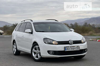 Універсал Volkswagen Golf 2010 в Сваляві