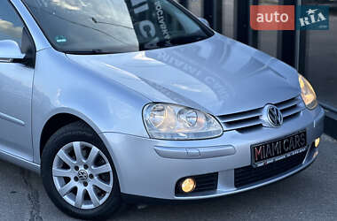 Хэтчбек Volkswagen Golf 2005 в Харькове