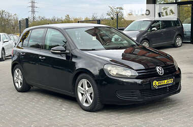 Хетчбек Volkswagen Golf 2008 в Чернівцях