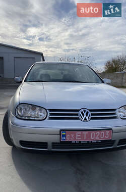 Хэтчбек Volkswagen Golf 2003 в Тернополе