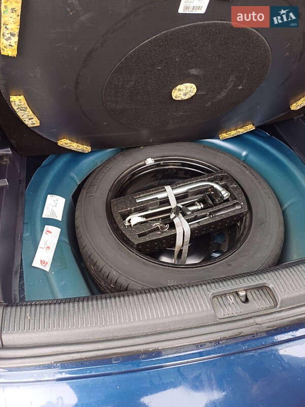 Універсал Volkswagen Golf 2011 в Львові