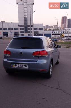 Хетчбек Volkswagen Golf 2009 в Києві