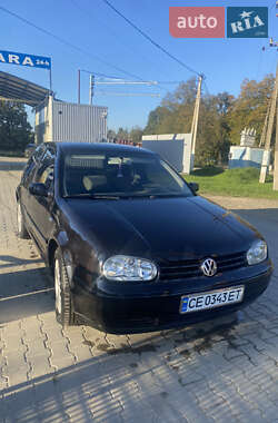 Хэтчбек Volkswagen Golf 2002 в Сторожинце