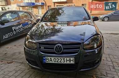 Хэтчбек Volkswagen Golf 2008 в Александрие