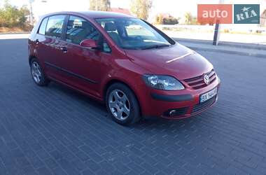 Хетчбек Volkswagen Golf 2005 в Вінниці