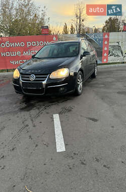 Універсал Volkswagen Golf 2008 в Києві