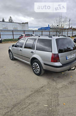 Универсал Volkswagen Golf 2002 в Харькове