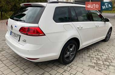 Универсал Volkswagen Golf 2014 в Львове