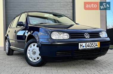 Хэтчбек Volkswagen Golf 2001 в Стрые