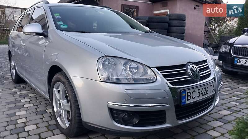Универсал Volkswagen Golf 2009 в Ходорове