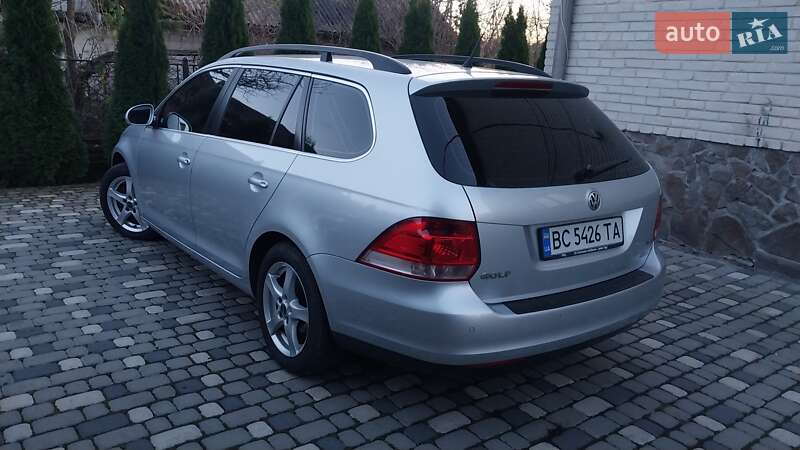 Универсал Volkswagen Golf 2009 в Ходорове