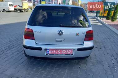 Хэтчбек Volkswagen Golf 2001 в Луцке