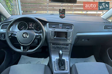 Хетчбек Volkswagen Golf 2012 в Стрию