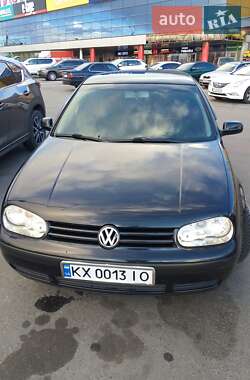 Хэтчбек Volkswagen Golf 2001 в Харькове