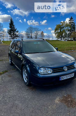 Універсал Volkswagen Golf 2003 в Вінниці